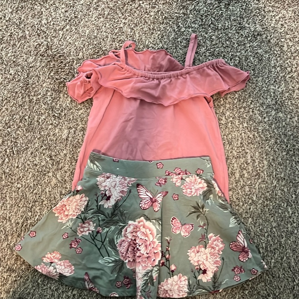 Girls shirt and skort set